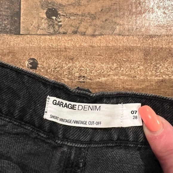 Garage Short Vintage/Cut Off Vintage Shorts - Picture 5 of 6